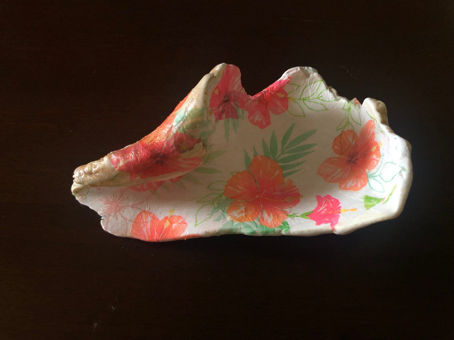 Hibiscus Conch Trinket Dish